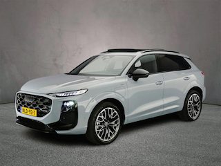 Audi Q3 1.5 e-hybrid S edition | Adaptieve Cruise | Panorama Dak | Camera | Navi | Ambient Light | Optiepakket | Tech Pack Plus |