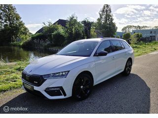 Skoda Octavia Combi 1.4 TSI RS iV PHEV / Carplay / Side ass