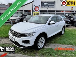 Volkswagen T-Roc 1.5 TSI SPORT CARPLAY/STOELVERW./AUTOMAAT