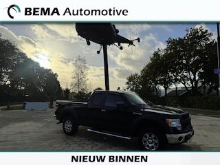 Ford F-150 LXT 5.4-V8