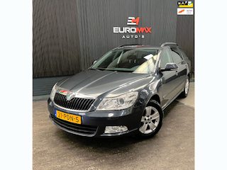 Skoda Octavia Combi 1.2 TSI Ambition Business Line - Automaat | 2e eigenaar | NAP | Ketting vervangen - Rijklaar!