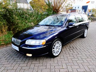 Volvo V70 2.4i 170pk Automaat Clima Leder Trekhaak 1800kg. Youngtimer