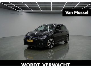 Volkswagen Golf 1.5 eHybrid GTE 272 PK| Origineel Nederlands | 1e Eigenaar | Panoramadak | Trekhaak | 360 Camera | Stoelverwarming | Stuurwielverwarming | Navigatie