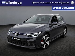 Volkswagen Golf 1.4 eHybrid 245pk GTE DSG Automaat / Navigatie / LED Plus / LM 18 inch / Parkeersensoren / Digital Cockpit Pro