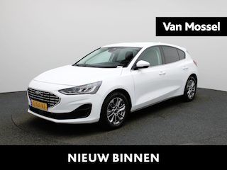 Ford Focus 1.0 EcoBoost Hybrid Titanium | Parkeersensor voor/achter | Navigatie full map | Apple CarPlay/Android Auto | Airco automatisch | Cruise control | Extra getint glas | Lichtmetalen velgen |