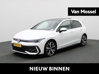 Volkswagen Golf 1.5 eHybrid GTE 272 PK| Origineel Nederlands | 1e Eigenaar | Panoramadak | Trekhaak | 360 Camera | Stoelverwarming | Stuurwielverwarming | Navigatie