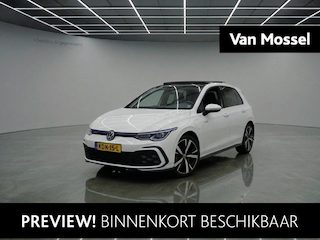 Volkswagen Golf 1.5 eHybrid GTE 272 PK| Origineel Nederlands | 1e Eigenaar | Panoramadak | Trekhaak | 360 Camera | Stoelverwarming | Stuurwielverwarming | Navigatie