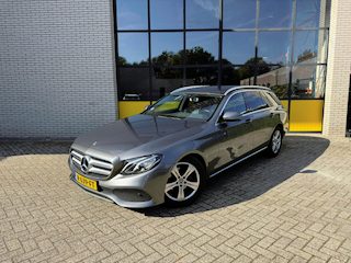 Mercedes-Benz Estate 200 Premium, Luchtvering, Trekhaak, 4 seizoenen banden, Elektrische stoelen & sfeerverlichting