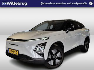 Omoda 5 EV Premium 61 kWh Luxe uitvoering met Schuif Kanteldak | Camera's | Two Tone | 7 jaar fabrieksgarantie | Stuur en Stoelverwarming & Stoelventilatie | Ex demonstratie auto Wittebrug Zoetermeer |