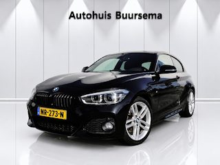 BMW 118i M-Sport | Automaat | 44.000 KM NAP! | Navigatie | Bluetooth | Zwarte Hemel |