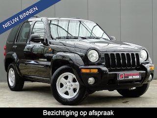 Jeep Cherokee 3.7i V6 limted * LEER * TREKHAAK * 4 SEIZOENSBANDEN !!