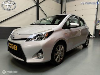 Toyota Yaris 1.5 Full Hybrid Dynamic Navi|Keyless|LM-velgen