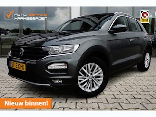 Volkswagen T-Roc 1.0 TSI Style | Trekhaak | ACC | Lichtmetaal |