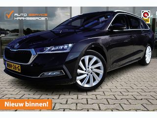Skoda Octavia Combi 1.4 TSI iV PHEV Business | Trekhaak | Camera | ACC |
