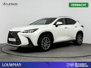 Lexus NX 450h+ AWD Luxury Line | Parkeersensoren V+A | Blindspot | Stuur-Stoelverwarming |