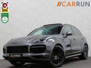 Porsche Cayenne 3.0 E-Hybrid | Sport-Design | 360 Camera | Burmester High-End | 92,5% SOH | Sport-Chrono | Head-Up | Panorama | Nachtzicht | Stoelventilatie | Keyless-Start | Sport-Uitlaat | 21 inch | Stoelverwarming V+A | Leder | Trekhaak | Luchtvering | Memory | Sfeerverlichting | Dodehoek | Active Safe |
