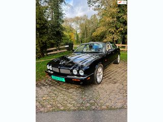 Jaguar XJ 4.0 V8