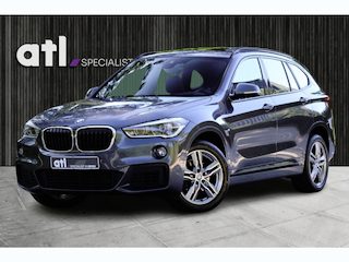 BMW X1 sDrive18i High Executive M-Sport | Leder | Pano | HUD | Navi Plus | Stoelverwarming | Hifi | DAB | Grootlichtassistent | Etc.