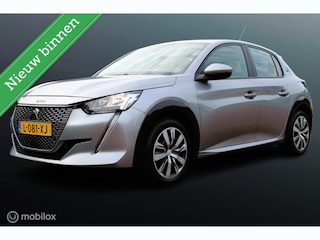 Peugeot 208 EV Active 50 kWh, 3- fasen, Navigatie, App connect, Cruise, Clima, 4 bijna nieuwe All season banden