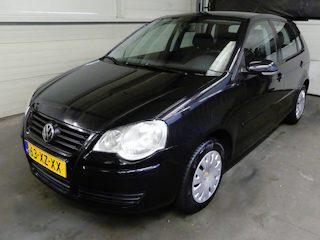 Volkswagen Polo 1.4-16V Optive - Automaat - Weinig Km Nap
