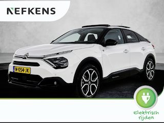 Citroën C4 Shine 50 kWh 136pk | Accu 91% | Navigatie | Panoramisch schuif-kanteldak | 360° Camera | Lederen comfortstoel elektrisch+verwarmd+massage | Climate Control | Adaptieve Cruise Control | Full Led koplampen | Head-up display | Parkeersensoren v+a | Keyless | Dodehoeksensor | Apple Carplay / Android Auto | Bluetooth | DAB+ radio | Donker getint glas | 18" lichtmetalen velgen |