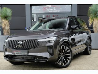 Volvo XC90 2.0 T8 FACELIFT Plug-in hybrid AWD Ultra Dark | 455 PK | Panoramadak | Bowers & Wilkins | Luchtvering | Trekhaak | Volvo XC90 2.0 T8 FACELIFT Plug-in hybrid AWD Ultra Dark met 2.0 liter 4-cilinder benzinemotor en plug-in hybride aandrijving, voorzien van panoramadak, Bowers & Wilkins premium audiosysteem,