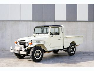 Toyota Land Cruiser LANDCRUISER Pick Up M1267