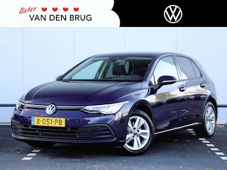Volkswagen Golf 1.0 TSI Life 110pk | Dealer onderhouden | LED | Navigatie | Achteruitrijcamera | Cruise control | Stoel- & Stuurverwarming | Climate control | Draadloze telefoonlader |