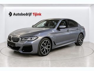 BMW 545e xDrive M-Sport Plus | LED Laser | Trekhaak | Schuif/kanteldak | HUD | Driving Ass. Plus | Comfort Access | Parking Pack | Safety Pack | Elek. stoel | Elek. achterklep | Vol |