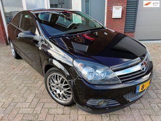 Opel Astra GTC 1.4 Business / Navi / Airco / Cruise / LM