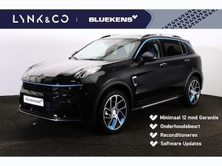 Lynk & Co 01 1.5 - Panorama/schuifdak - Adaptieve Cruise control met stuurovername - 360º Camera - Infinity Audio by Harman/Kardon - BLIS - Stoelverwarming voor - Adaptieve LED koplampen - Geïntegreerde dashcam voor - Elektr. bedienb. achterklep - Draadloze Apple Carplay & Android Auto - Keyless Entry & drive - 20' LMV