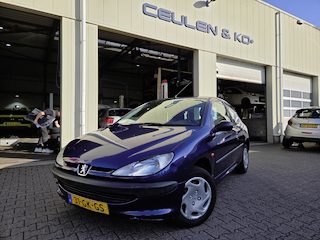 Peugeot 206 1.4 XT