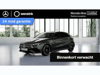Mercedes-Benz A-klasse 250 e Business Solution AMG | Night | Panoramadak | Memory | Multibeam | Multispaaks lichtmetalen velgen | Widescreen | Sfeerverlichting | 360 graden camera |