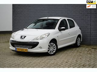 Peugeot 206 1.4 Millesim 200, wit, 5 deurs, Airco, NAP