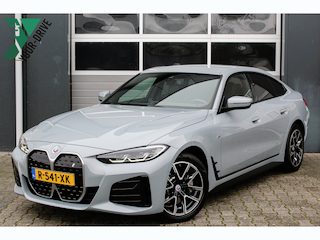 BMW i4 EDrive40 84 kWh M-Sport | 12 Mnd. Garantie & SOH 95,8% | Zeer nette en sportieve I4 voorzien van veel opties