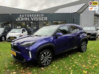 Toyota Yaris Cross 1.5 Hybrid Dynamic * cruise * full navi * multimedia & BT telefoonverbinding * koningsblauw * super zuinig *