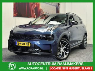 Lynk & Co 01 1.5 BLACK EDITION 360 CAMERA ADAPTIVE CRUISE CONTROL SCHUIF/KANTELDAK APPLE CARPLAY/ANDROID RIJSTROOKSENSOREN ZEER MOOI !!