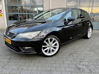 Seat Leon 1.2 TSI Style Business|CARPLAY|STOELVERWARMING|