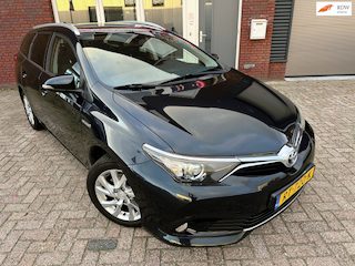 Toyota Auris Touring Sports 1.8 Hybrid Executive / Navi / Camera / PDC / DAB / AUT / NAP