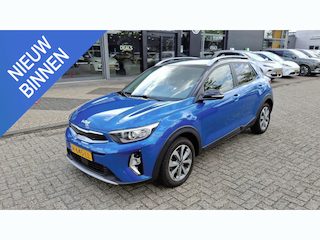 Kia Stonic 1.0 T-GDi MHEV DynamicPlusLine | Camera | Navi | Carplay | Inklapbare buitenspiegels | Vaste trekhaak |