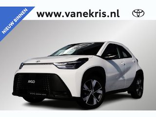 Toyota Aygo Hybrid 115 Play GO, 17" Inch LM velgen Nieuw en direct leverbaar met € 1.750,- Inruilvoordeel!
