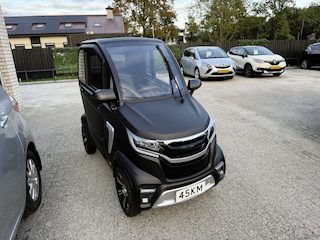 Killerbee E-car Scootmobiel Electrisch automaat/camera