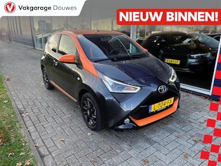 Toyota Aygo 1.0 VVT-i x-JBL Camera | Cruise