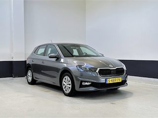 Skoda Fabia 1.0 TSI Business Edition Automaat | Apple Carplay/Android Auto| LM velgen | NL | 2 Eig |
