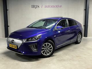 Hyundai Ioniq Premium EV 38 kWh - SOH 98,5% - Schuifdak - Stoelventilatie - ACC - Camera - Cl Control - Keyless - Leer