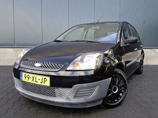 Ford Fiesta 1.3-8V Cool & Sound | Airco | Trekhaak | 5 deurs | Goed onderhouden | NAP