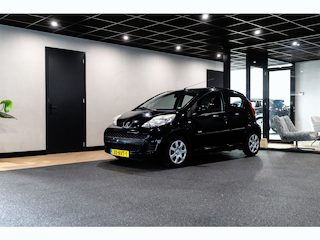 Peugeot 107 1.0-12V Millesim 200 | Airco | CV | NL Auto |