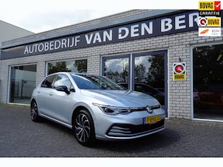 Volkswagen Golf 1.5 eTSI Life Business