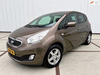 Kia Venga 1.6 CVVT Plus Pack 6-versnel. Clima - trekhaak - NAP - Lm velgen - navi - bluetooth - cruise control