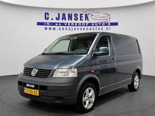 Volkswagen Transporter 2.5 TDI 300 Goed onderhouden! | Trekhaak | Elektr. Glazen schuif/kanteldak | Armsteunen voor | Metaalkleur